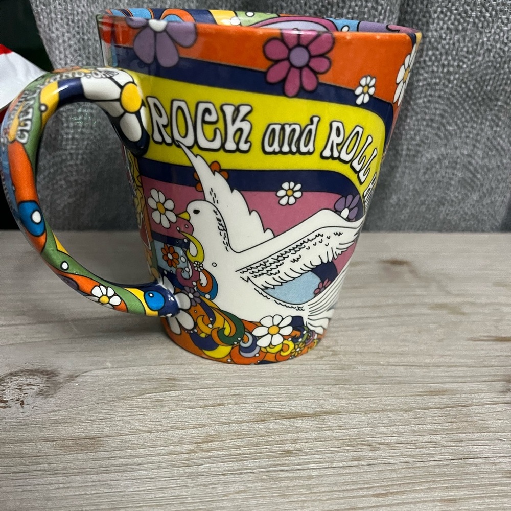 Rock ‘n’ roll Hall of Fame, 60s groovy mug